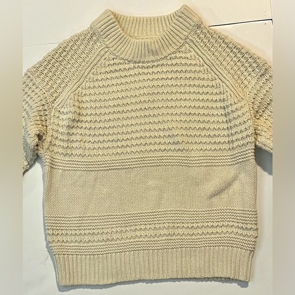 Universal Thread Women’s Cream Knit Warm Cozy Sweater Size Small - Picture 2 of 14